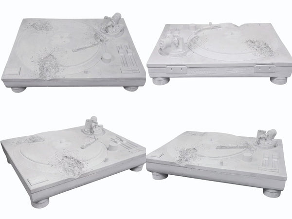 新品未使用 RIMOWA リモワ × Daniel Arsham ダニエルアーシャム イローデッドターンテーブル パイロットケース 9259007492 中古 4b000607