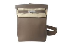 Load image into Gallery viewer, 新品未使用 HERMES エルメス ケリーアッカドGM ショルダーバッグ W刻印 エトゥープ トゴ シルバー金具 2024年製 中古 4b000608