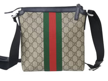 Load image into Gallery viewer, GUCCI グッチ ショルダーバッグ GGスプリーム フラットメッセンジャー キャンバス 471454 ベージュ シルバー金具 美品 中古 4b000733