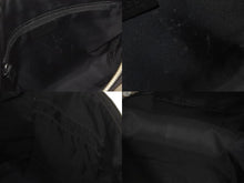 Load image into Gallery viewer, GUCCI グッチ ショルダーバッグ GGスプリーム フラットメッセンジャー キャンバス 471454 ベージュ シルバー金具 美品 中古 4b000733