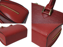 Load image into Gallery viewer, 極美品 LOUIS VUITTON ルイヴィトン ポンヌフ ハンドバッグ M52057 エピレザー レッド ゴールド金具 中古 4b000734