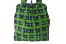 Load image into Gallery viewer, 極美品 CHANEL シャネル がま口 トートバッグ 7番台 フラワーモチーフ ココマーク キャンバス ネイビー グリーン シルバー金具 中古 4b000753
