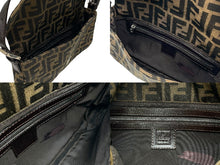 画像をギャラリービューアに読み込む, FENDI フェンディ マンマバケット ワンショルダーバッグ 26424 ズッカ柄 キャンバス レザー ブラウン シルバー金具 美品 中古 4b007609