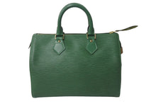 Load image into Gallery viewer, LOUIS VUITTON ルイヴィトン エピ スピーディ25 ハンドバッグ M43014 ボルネオグリーン レザー 美品 中古 4b000767