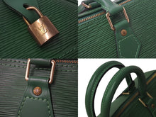 Load image into Gallery viewer, LOUIS VUITTON ルイヴィトン エピ スピーディ25 ハンドバッグ M43014 ボルネオグリーン レザー 美品 中古 4b000767