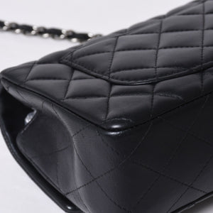 極美品 CHANEL シャネル ミニマトラッセ19 Sフラップ Sチェーンショルダーバッグ 26番台 ラムスキン ココマーク シルバー金具 中古 4a000780