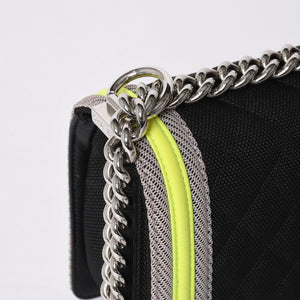 新品同様 CHANEL シャネル マトラッセ ボーイシャネル チェーンウォレットショルダーバッグ 22番台 ファブリックメッシュ 中古 4a000618