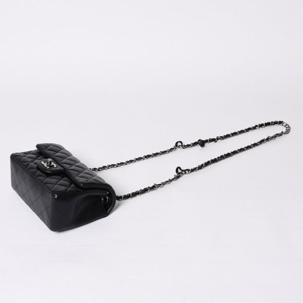 極美品 CHANEL シャネル ミニマトラッセ19 Sフラップ Sチェーンショルダーバッグ 26番台 ラムスキン ココマーク シルバー金具 中古 4a000780
