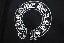Load image into Gallery viewer, 新品同様 CHROME HEARTS クロムハーツ マッティボーイ リップチョンパー パーカー フーディ ブラック ホワイト サイズXL 中古 4b000787