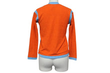 Load image into Gallery viewer, 極美品 CHANEL シャネル スポーツライン カーディガン ココマーク 02S P19454V11234 オレンジ ブルー ポリアミド サイズ36 中古 4b000855