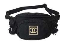 Load image into Gallery viewer, CHANEL シャネル スポーツライン ボディバッグ ショルダーバッグ 8番台 ココマーク ナイロン ブラック シルバー金具 良品 中古 4b000872