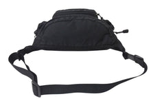 Load image into Gallery viewer, CHANEL シャネル スポーツライン ボディバッグ ショルダーバッグ 8番台 ココマーク ナイロン ブラック シルバー金具 良品 中古 4b000872