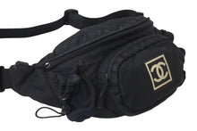 Load image into Gallery viewer, CHANEL シャネル スポーツライン ボディバッグ ショルダーバッグ 8番台 ココマーク ナイロン ブラック シルバー金具 良品 中古 4b000872