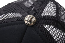 画像をギャラリービューアに読み込む, 新品未使用 CHROME HEARTS クロムハーツ TRUCKER CAP トラッカーキャップ セメタリークロスパッチ メッシュ ブラック シルバー925 中古 4b000883