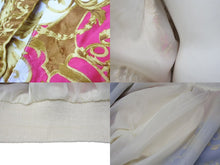 Load image into Gallery viewer, EXPRESS エクスプレス スカーフ柄 ボンバージャケット ブルゾン ホワイト ワンサイズ ポリエステル 美品 中古 4b000910