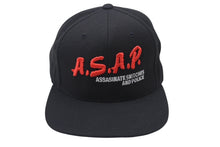 Load image into Gallery viewer, 極美品 AWGE COMPLEXCON AWGE コンプレックスコン AWGE TRUCKER HAT ブラック レッド アクリル ウール 中古 4b000918