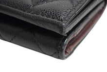 Load image into Gallery viewer, 極美品 CHANEL シャネル クラシック スモール フラップ ウォレット マトラッセ IC キャビアスキン グリーン ゴールド金具 中古 4b000931