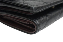 Load image into Gallery viewer, 極美品 CHANEL シャネル クラシック スモール フラップ ウォレット マトラッセ IC キャビアスキン グリーン ゴールド金具 中古 4b000931