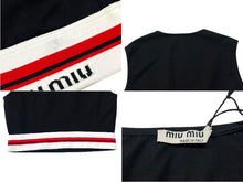 Load image into Gallery viewer, MIUMIU ミュウミュウ クロップド トップス タンクトップ ノースリーブ MJT638 サイズXS ボーダー ロゴ ブラック 美品 中古 4b000941