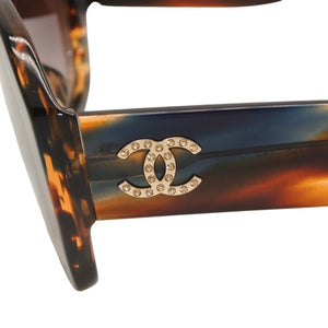 Very Good Condition CHANEL Sunglasses Eyewear 5497-B-A c.1735/S5 Size 140 Here Mark Rhinestone Brown Used 4a000829