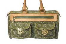 Load image into Gallery viewer, 極美品 LOUIS VUITTON ルイヴィトン ネオスピーディ ハンドバッグ M95215 モノグラムデニム カーキ ゴールド金具 中古 4b000966