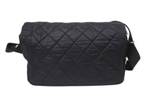 Load image into Gallery viewer, CHANEL シャネル メッセンジャーバッグ ショルダーバッグ 斜め掛けバッグ スポーツライン 10番台 ブラック 美品 中古 4b000970