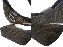 画像をギャラリービューアに読み込む, FENDI フェンディ マンマバケット ホーボー ワンショルダーバッグ 8BR036 ズッカ柄 キャンバス レザー ブラウン 美品 中古 4b000994