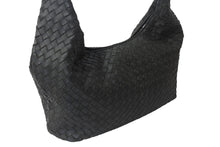 画像をギャラリービューアに読み込む, BOTTEGA VENETA ボッテガヴェネタ イントレチャート ザ ジョディマキシ ショルダーバッグ レザー P01492354Z グリーン 美品 中古 4b001004