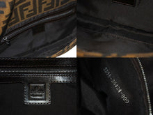画像をギャラリービューアに読み込む, FENDI フェンディ マンマバケット ワンショルダーバッグ 26424 ズッカ柄 ブラウン シルバー金具 美品 中古 4b001023
