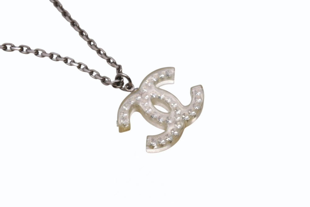 極美品 CHANEL シャネル クリアラインストーンココマークネックレス 05P刻印 重量約8.7g メタル レジン シルバー 中古 4b001063