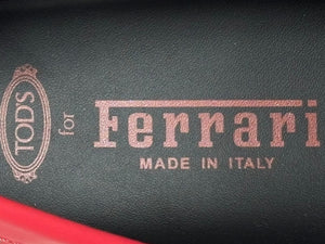 極美品 TOD'S × FERRARI トッズ × フェラーリ ゴンミーニ XRM0LR0EG50PZ60XBF ドライビングシューズ レザー ローファー サイズ6 赤 中古 4b010726
