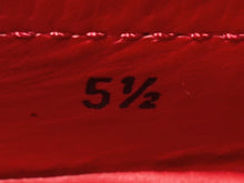 Load image into Gallery viewer, 極美品 TOD'S × FERRARI トッズ × フェラーリ ゴンミーニ XRE0EO0H6007B7027N ドライビングシューズ スエード ローファー サイズ6 赤 中古 4b010720