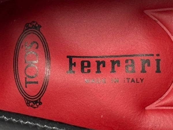 極美品 TOD'S × FERRARI トッズ × フェラーリ ゴンミーニ XRM0EO0H6007B7027N ドライビングシューズ ベロア ローファー サイズ6 赤 中古 4b010724