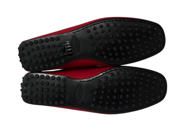 極美品 TOD'S × FERRARI トッズ × フェラーリ ゴンミーニ XRM0LR0EG50PZ60XBF ドライビングシューズ レザー ローファー サイズ6 赤 中古 4b010726