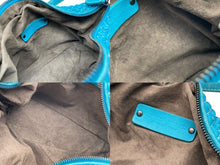 Load image into Gallery viewer, BOTTEGA VENETA ボッテガヴェネタ イントレチャート ワンショルダーバッグ ハンドバッグ ブルー 美品 中古 4b010802