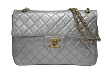 画像をギャラリービューアに読み込む, CHANEL シャネル デカマトラッセ32 Sフラップ Wチェーンショルダーバッグ 12番台 ココマーク ラムスキン シルバー ゴールド金具 美品 中古 4b010853