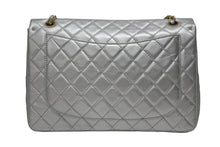 画像をギャラリービューアに読み込む, CHANEL シャネル デカマトラッセ32 Sフラップ Wチェーンショルダーバッグ 12番台 ココマーク ラムスキン シルバー ゴールド金具 美品 中古 4b010853