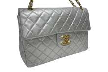 画像をギャラリービューアに読み込む, CHANEL シャネル デカマトラッセ32 Sフラップ Wチェーンショルダーバッグ 12番台 ココマーク ラムスキン シルバー ゴールド金具 美品 中古 4b010853