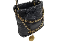 画像をギャラリービューアに読み込む, 極美品 CHANEL シャネル シャネル22 ミニ チェーンショルダーバッグ ランダム番台 ココマーク カーフスキン ブラック 中古 4b010894