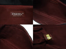 画像をギャラリービューアに読み込む, 極美品 CHANEL シャネル マトラッセ デカココロゴ チェーンショルダーバッグ シングルフラップ 11番台 ブラック ホワイト シルバー金具 中古 4b010893