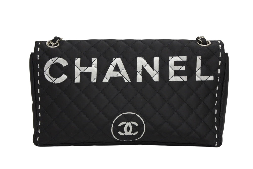 極美品 CHANEL シャネル マトラッセ デカココロゴ チェーンショルダーバッグ シングルフラップ 11番台 ブラック ホワイト シルバー金具 中古 4b010893