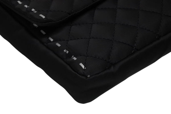 極美品 CHANEL シャネル マトラッセ デカココロゴ チェーンショルダーバッグ シングルフラップ 11番台 ブラック ホワイト シルバー金具 中古 4b010893