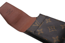 Load image into Gallery viewer, 極美品 LOUIS VUITTON ルイヴィトン モノグラム エテュイ シガレットケース ブラウン M63024 タバコケース iQOSケース PVC 中古 4b010903