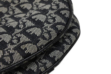 Load image into Gallery viewer, Christian Dior クリスチャンディオール ガリアーノ期 トロッター サドルバッグ ブラック シルバー金具 ロゴ 美品 中古 4b010955