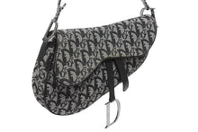 Load image into Gallery viewer, Christian Dior クリスチャンディオール ガリアーノ期 トロッター サドルバッグ ブラック シルバー金具 ロゴ 美品 中古 4b010955