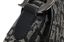 Load image into Gallery viewer, Christian Dior クリスチャンディオール ガリアーノ期 トロッター サドルバッグ ブラック シルバー金具 ロゴ 美品 中古 4b010955