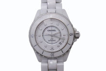 画像をギャラリービューアに読み込む, CHANEL シャネル J12 H1906 腕時計 セラミック 38mm 12Pダイヤ ホワイト 自動巻 白文字盤 美品 中古 4b001101
