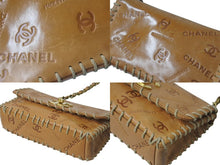 Load image into Gallery viewer, CHANEL シャネル ベースボールステッチ チェーンショルダーバッグ ココマーク エンボス加工 レザー ゴールド金具 ブラウン 美品 中古 4b001110