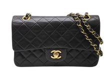 Load image into Gallery viewer, CHANEL シャネル マトラッセ23 Wフラップ Wチェーンショルダーバッグ 2番台 ラムスキン ココマーク ブラック 美品 中古 4b011128