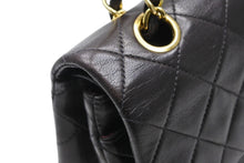 Load image into Gallery viewer, CHANEL シャネル マトラッセ23 Wフラップ Wチェーンショルダーバッグ 2番台 ラムスキン ココマーク ブラック 美品 中古 4b011128